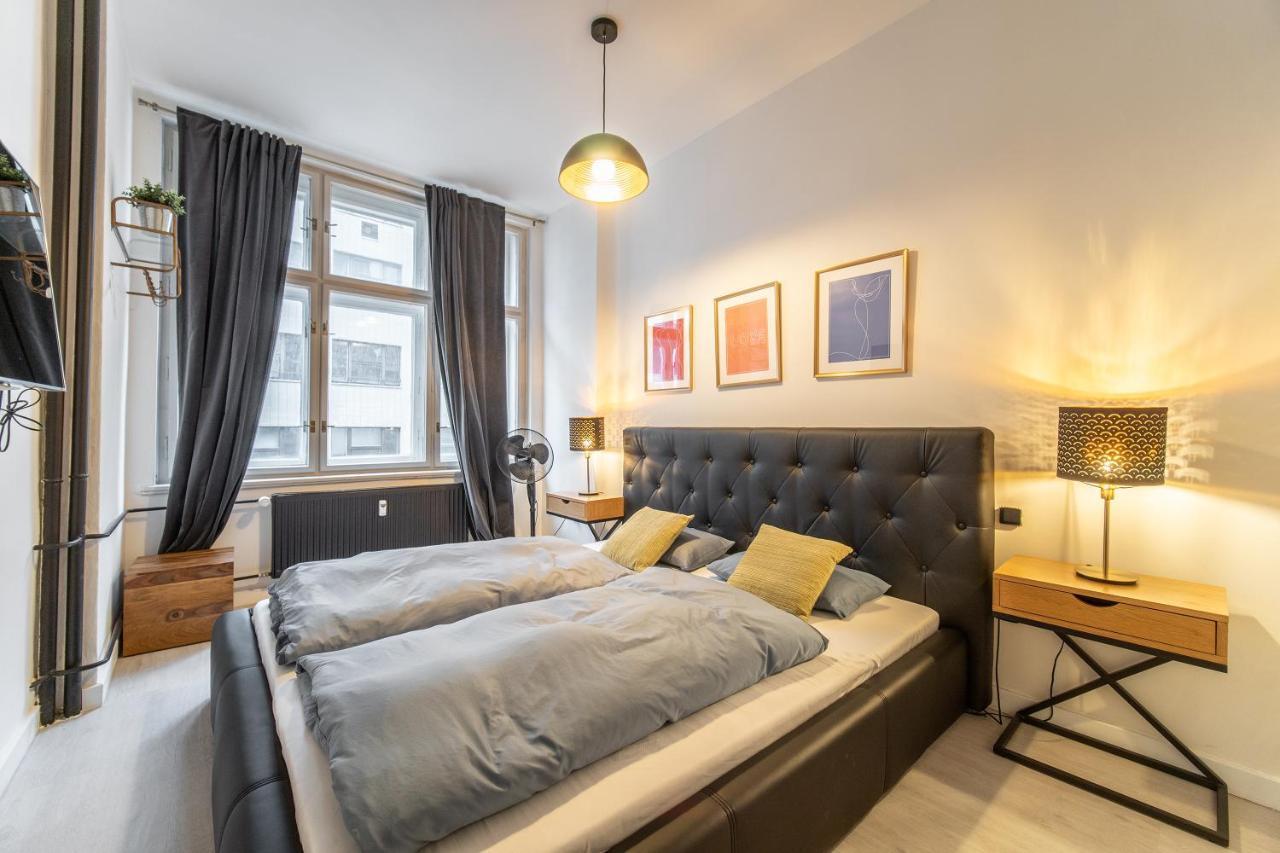 Sunny Central Apartment On Wenceslas Square By Easybnb Πράγα Εξωτερικό φωτογραφία