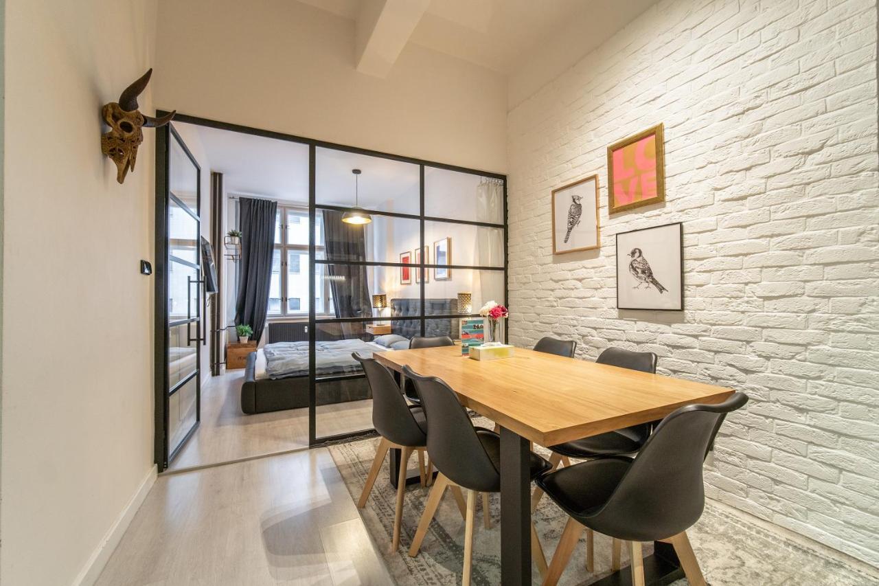 Sunny Central Apartment On Wenceslas Square By Easybnb Πράγα Εξωτερικό φωτογραφία