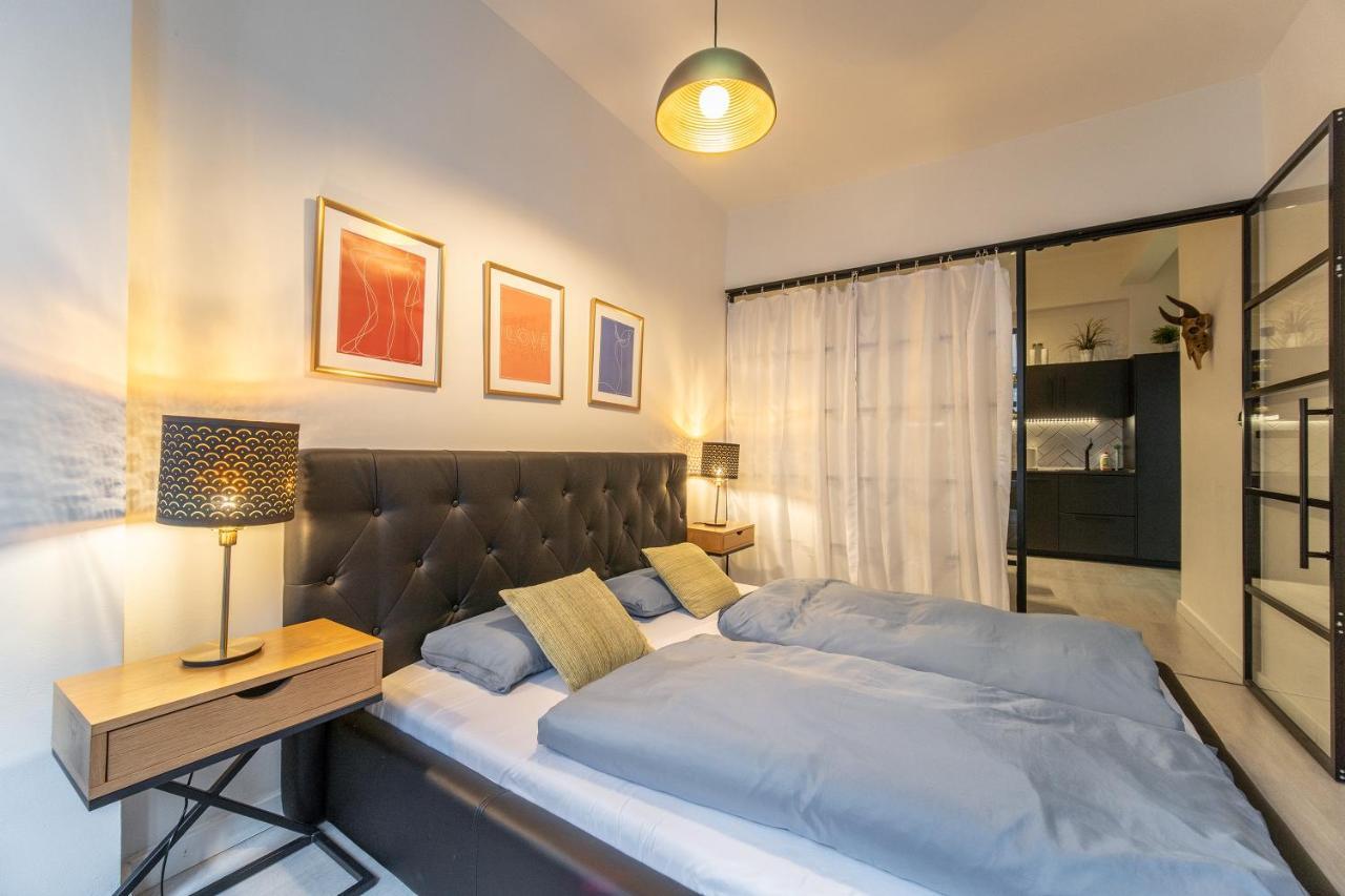 Sunny Central Apartment On Wenceslas Square By Easybnb Πράγα Εξωτερικό φωτογραφία